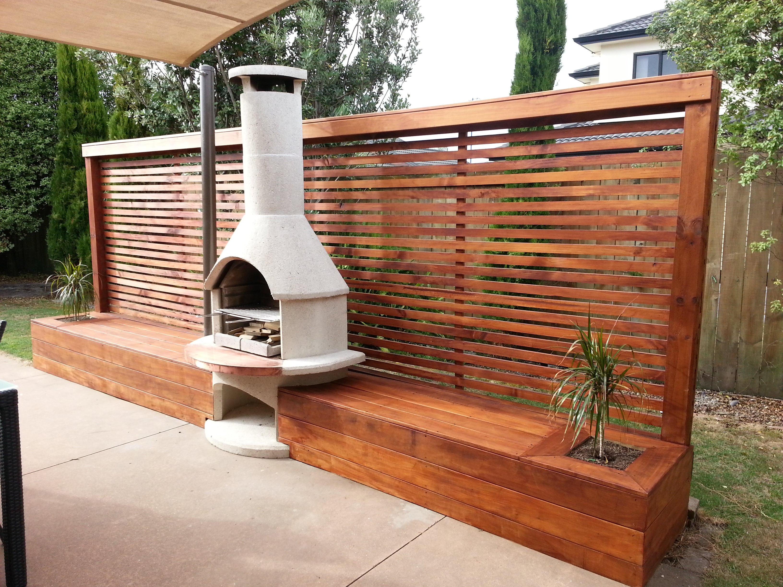 Outdoor patio fireplace | Buschbeck